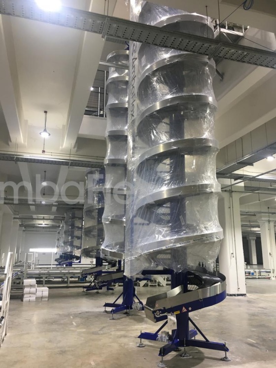 All-purpose spiral conveyor for medium to large products